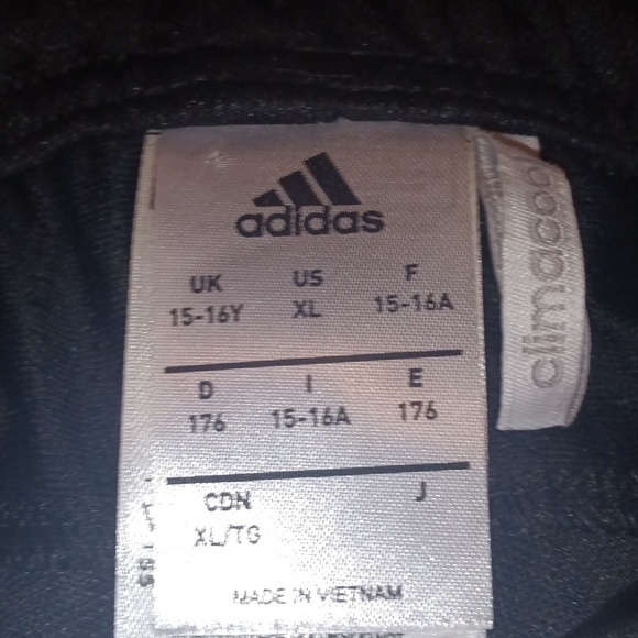 Adidas pants - Picture 6 of 6